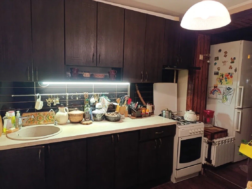 Вы желаете купить квартиру? ПРОДАЕТСЯ 3-комн. квартира. Город Київ. Район Святошинський Цена 87000.00дол код в базе 116