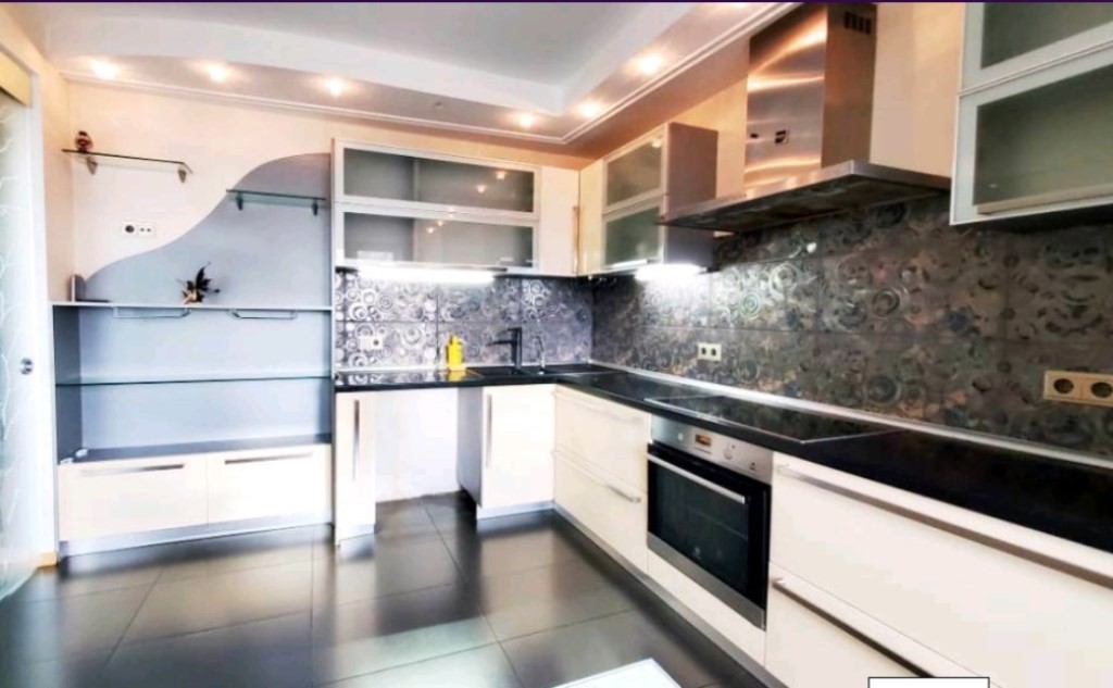 Продаєтся 3-кімн. квартира. Київ. Район Солом'янський Цена 207 000дол код в базе 201434 Вы желаете купить квартиру? ПРОДАЕТСЯ 3-комн. квартира. Город Київ. Район Солом'янський Цена 207000.00дол код в базе 201434