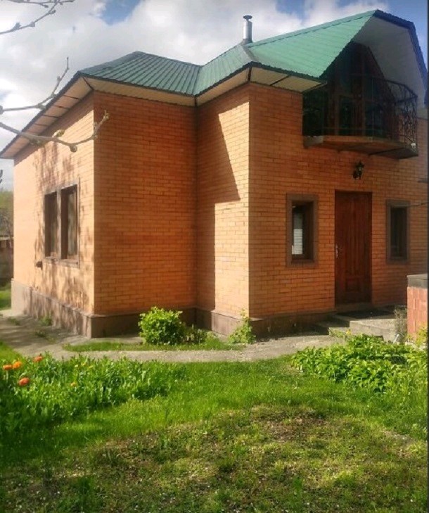 Вы желаете купить дом? ПРОДАЕТСЯ ДОМ. Город Київ. Район Святошинський Цена 148000.00дол код в базе 278544