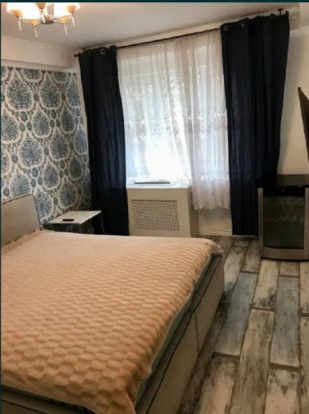 Продаєтся 2-кімн. квартира. Київ. Район Святошинський Цена 62 000дол код в базе 281595 Вы желаете купить квартиру? ПРОДАЕТСЯ 2-комн. квартира. Город Київ. Район Святошинський Цена 62000.00дол код в базе 281595