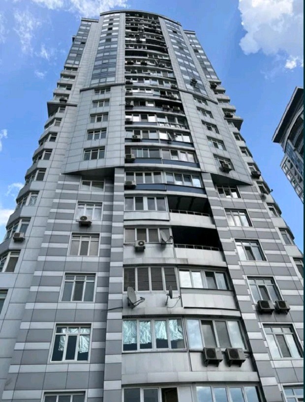 Продаєтся 3-кімн. квартира. Київ. Район Святошинський Цена 125 000дол код в базе 282648 Вы желаете купить квартиру? ПРОДАЕТСЯ 3-комн. квартира. Город Київ. Район Святошинський Цена 125000.00дол код в базе 282648