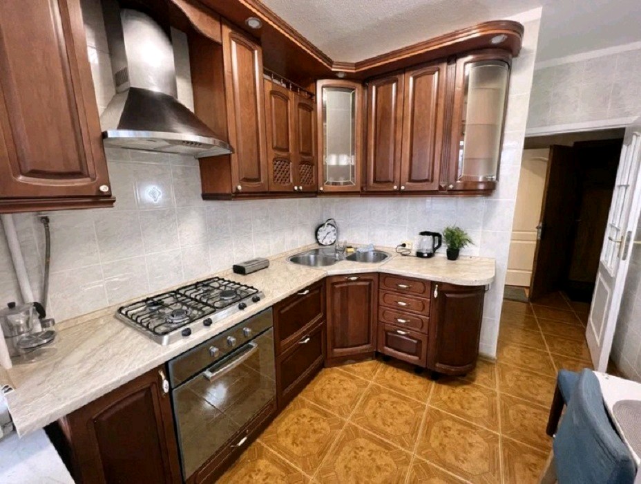 Продаєтся 3-кімн. квартира. Київ. Район Солом'янський Цена 86 000дол код в базе 285625 Вы желаете купить квартиру? ПРОДАЕТСЯ 3-комн. квартира. Город Київ. Район Солом'янський Цена 86000.00дол код в базе 285625