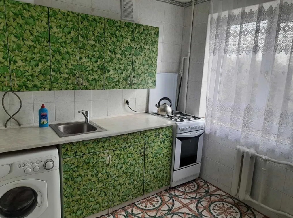 Продаєтся 2-кімн. квартира. Київ. Район Святошинський Цена 60 000дол код в базе 294143 Вы желаете купить квартиру? ПРОДАЕТСЯ 2-комн. квартира. Город Київ. Район Святошинський Цена 60000.00дол код в базе 294143