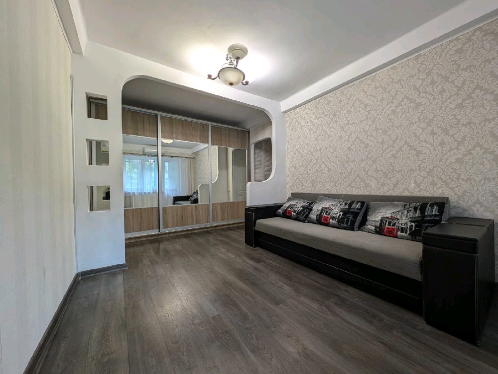 Продаєтся 2-кімн. квартира. Київ. Район Дніпровський Цена 53 000дол код в базе 296163 Вы желаете купить квартиру? ПРОДАЕТСЯ 2-комн. квартира. Город Київ. Район Дніпровський Цена 53000.00дол код в базе 296163