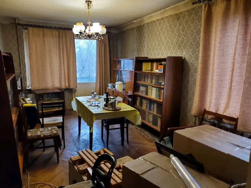Продаєтся 4-кімн. квартира. Київ. Район Святошинський Цена 53 000дол код в базе 297073 Вы желаете купить квартиру? ПРОДАЕТСЯ 4-комн. квартира. Город Київ. Район Святошинський Цена 53000.00дол код в базе 297073